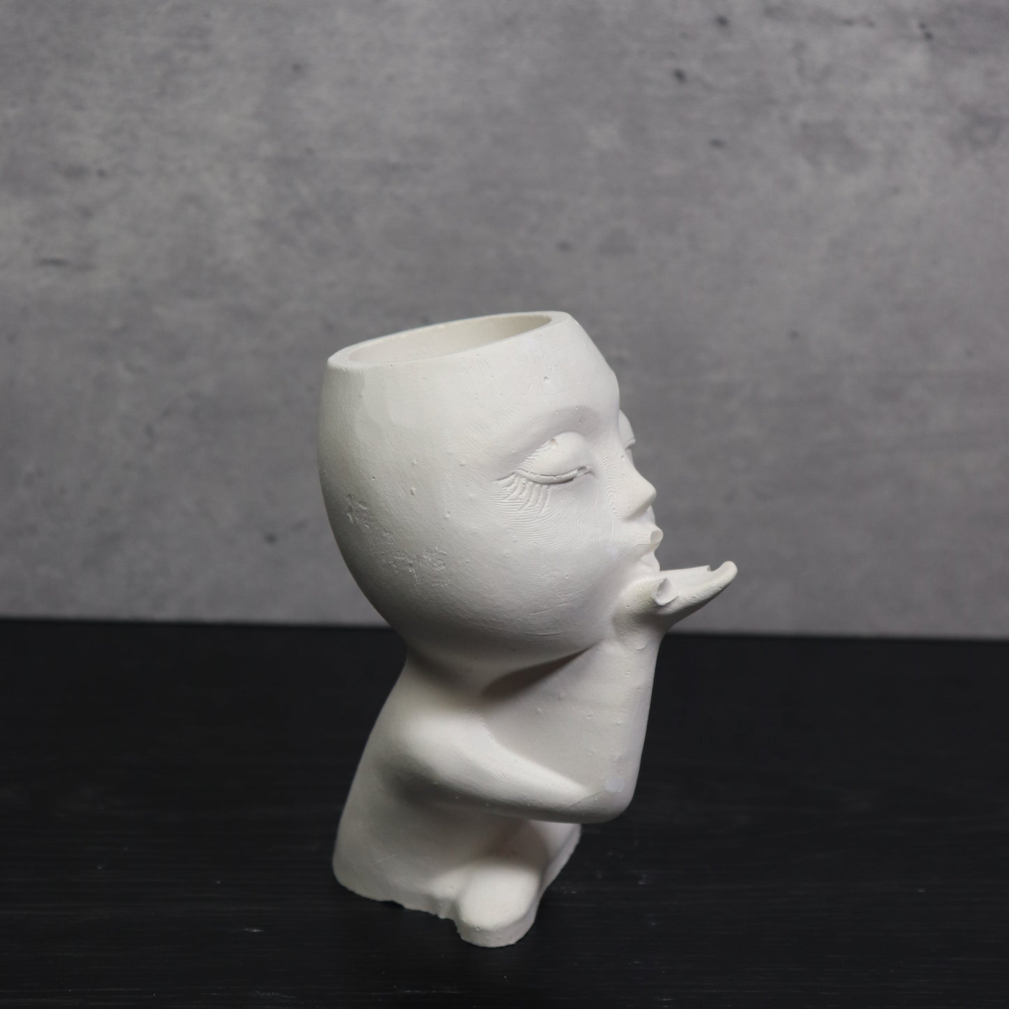 Blowing Kiss vase