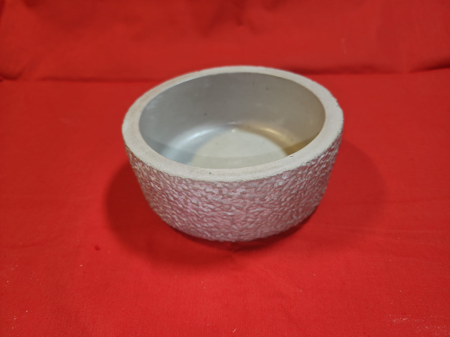 5’ Ceramic Bowl with lid